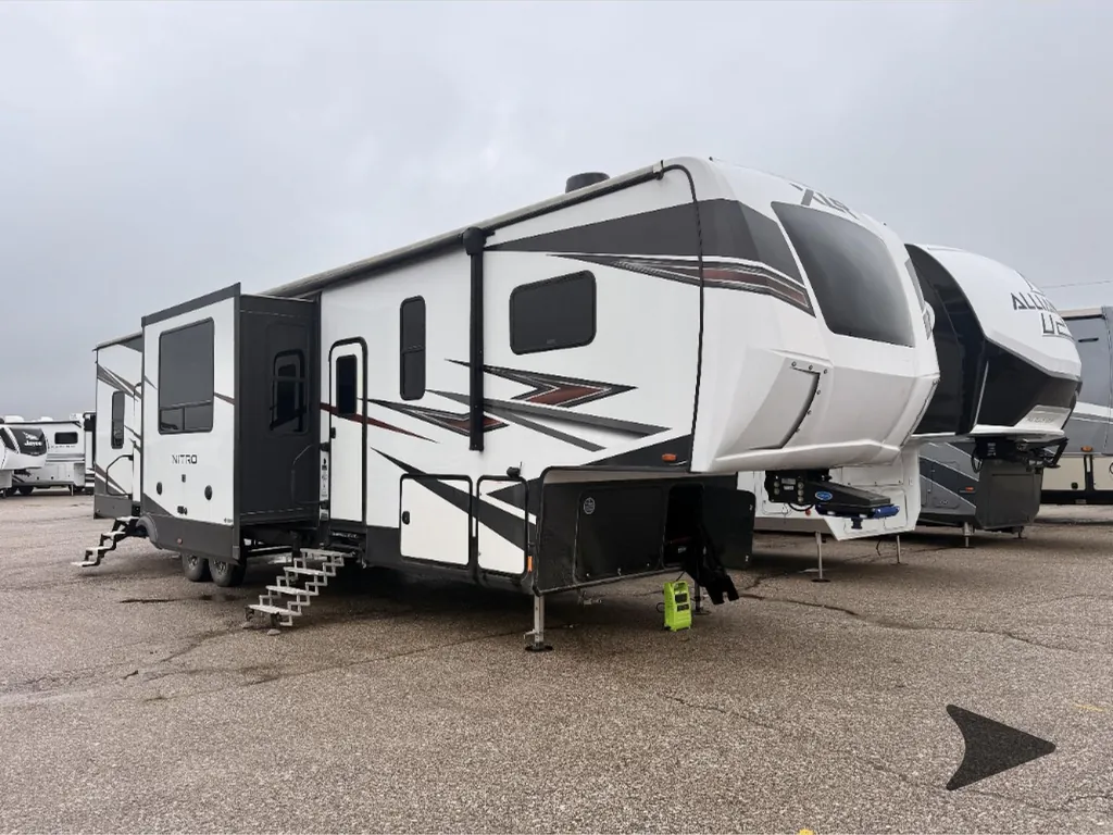 2022 Forest River XLR Nitro 35DK5, Photos photo 2