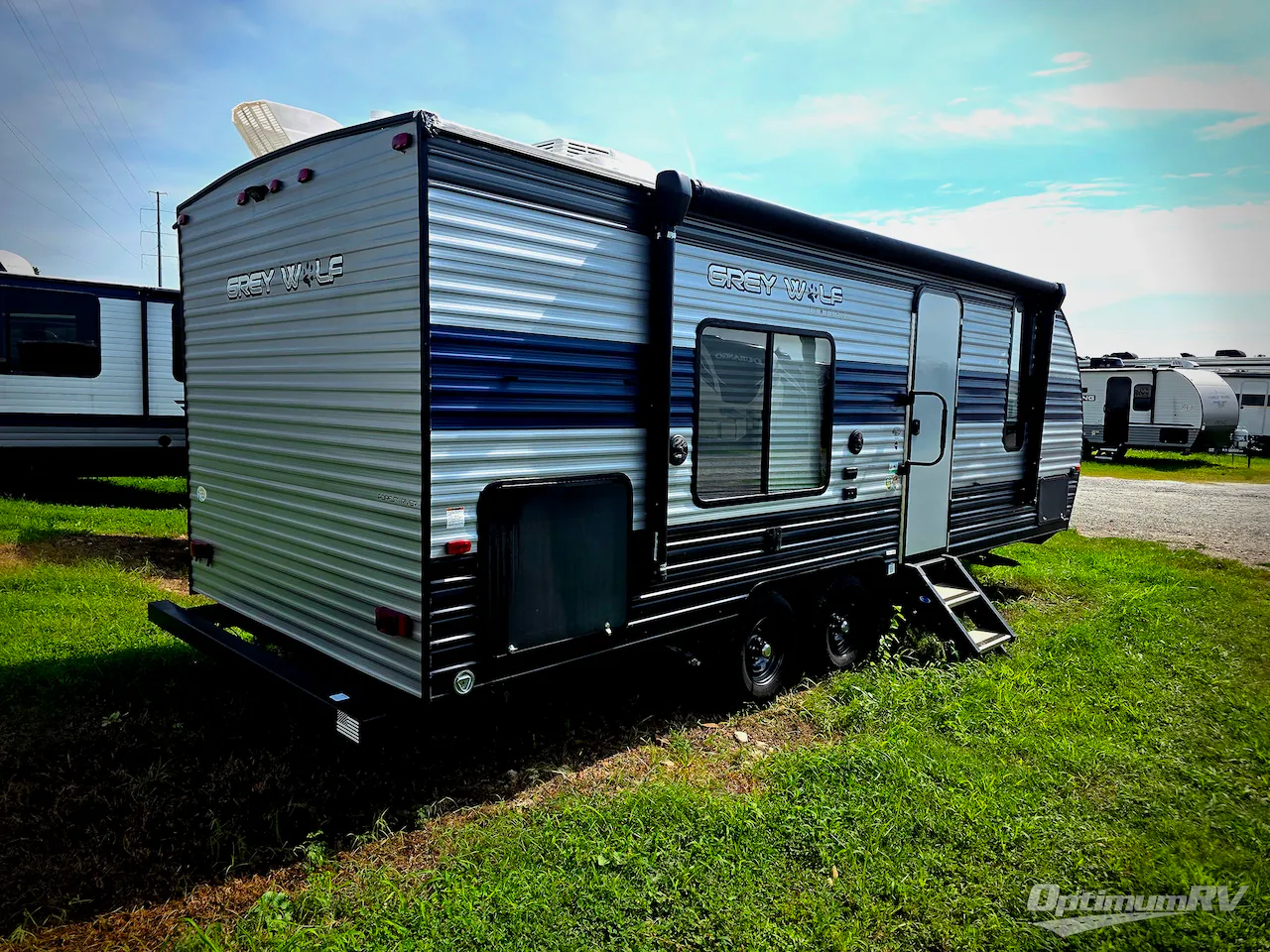 2020 Forest River Cherokee Grey Wolf 24JS dealer photo 2 from Optimum RV