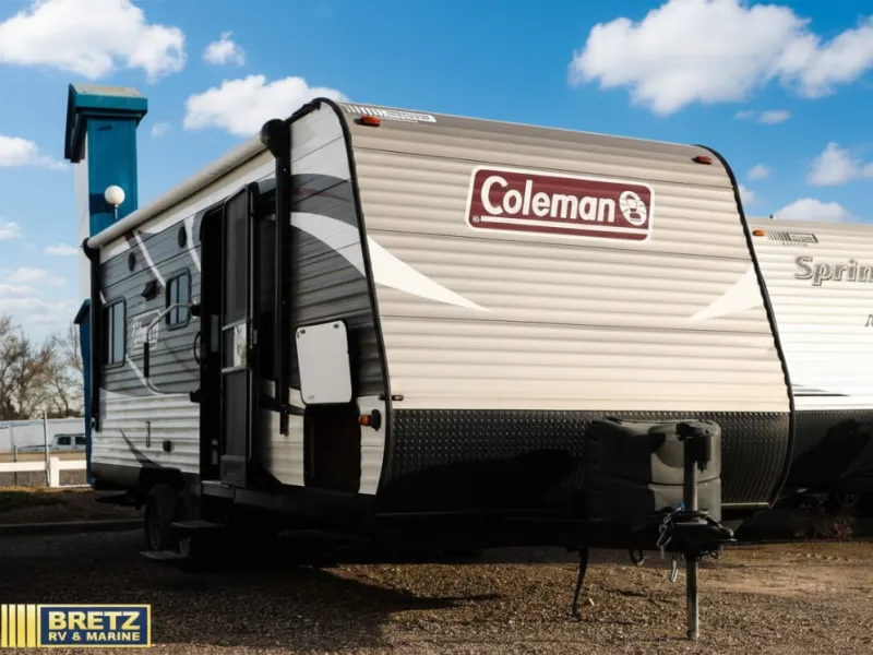 2018 Dutchmen Coleman Lantern Series 202RD - Main photo