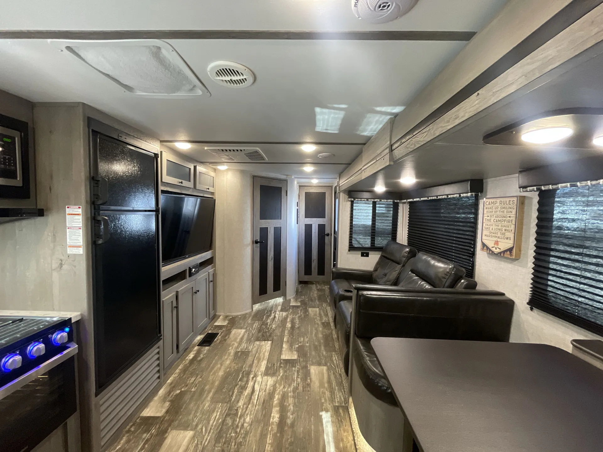 2020 Keystone Outback Ultra-Lite 260UML — living area main
