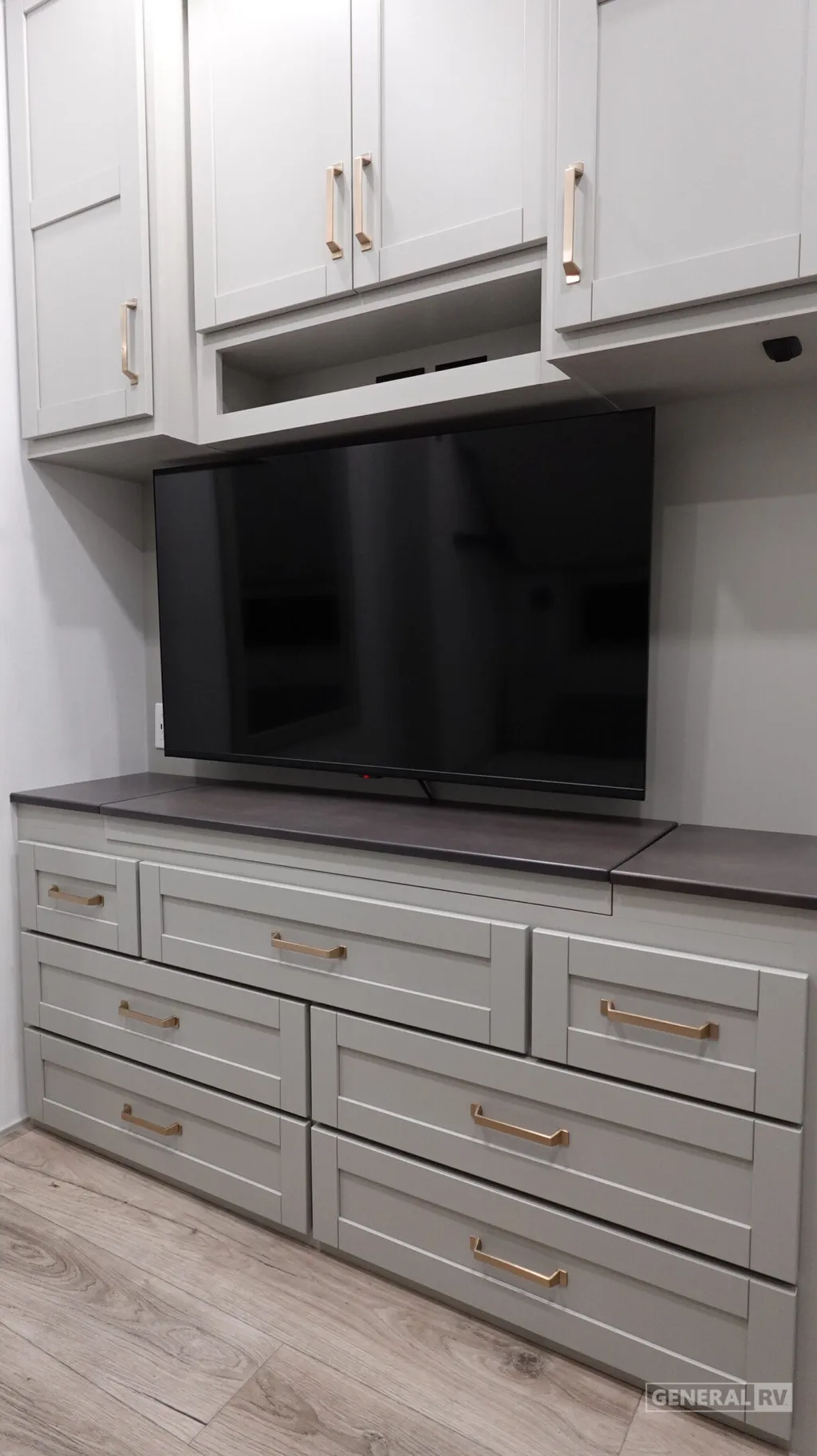 2026 Brinkley Model Z 3610, Photos photo 30