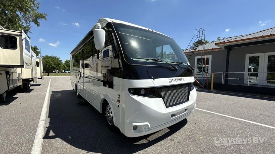 2024 Coachmen Euro 25EU - Photo 2