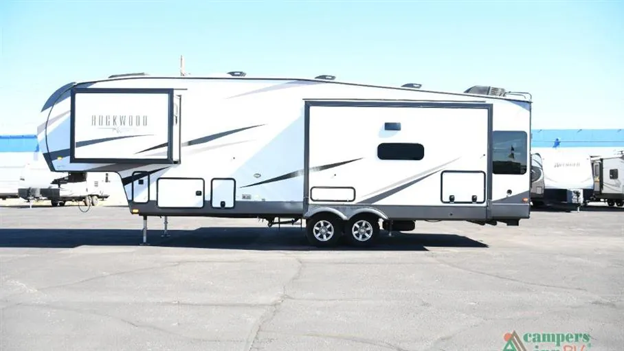 2024 Forest River Rockwood Signature 361RL, Photos photo 3