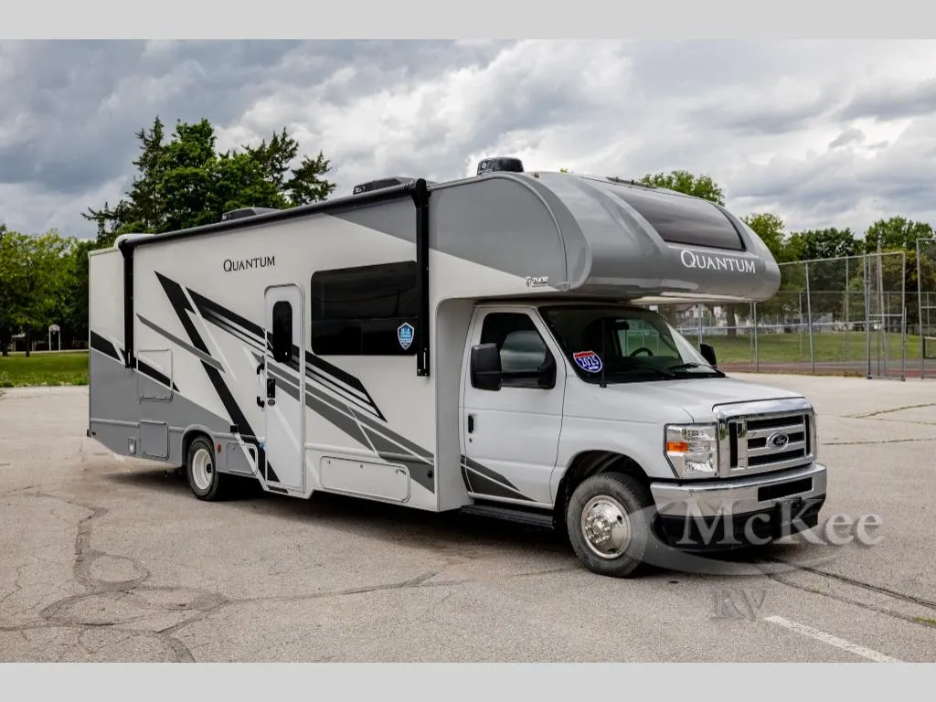 2025 Thor Motor Coach Quantum KW29 - Photo 2
