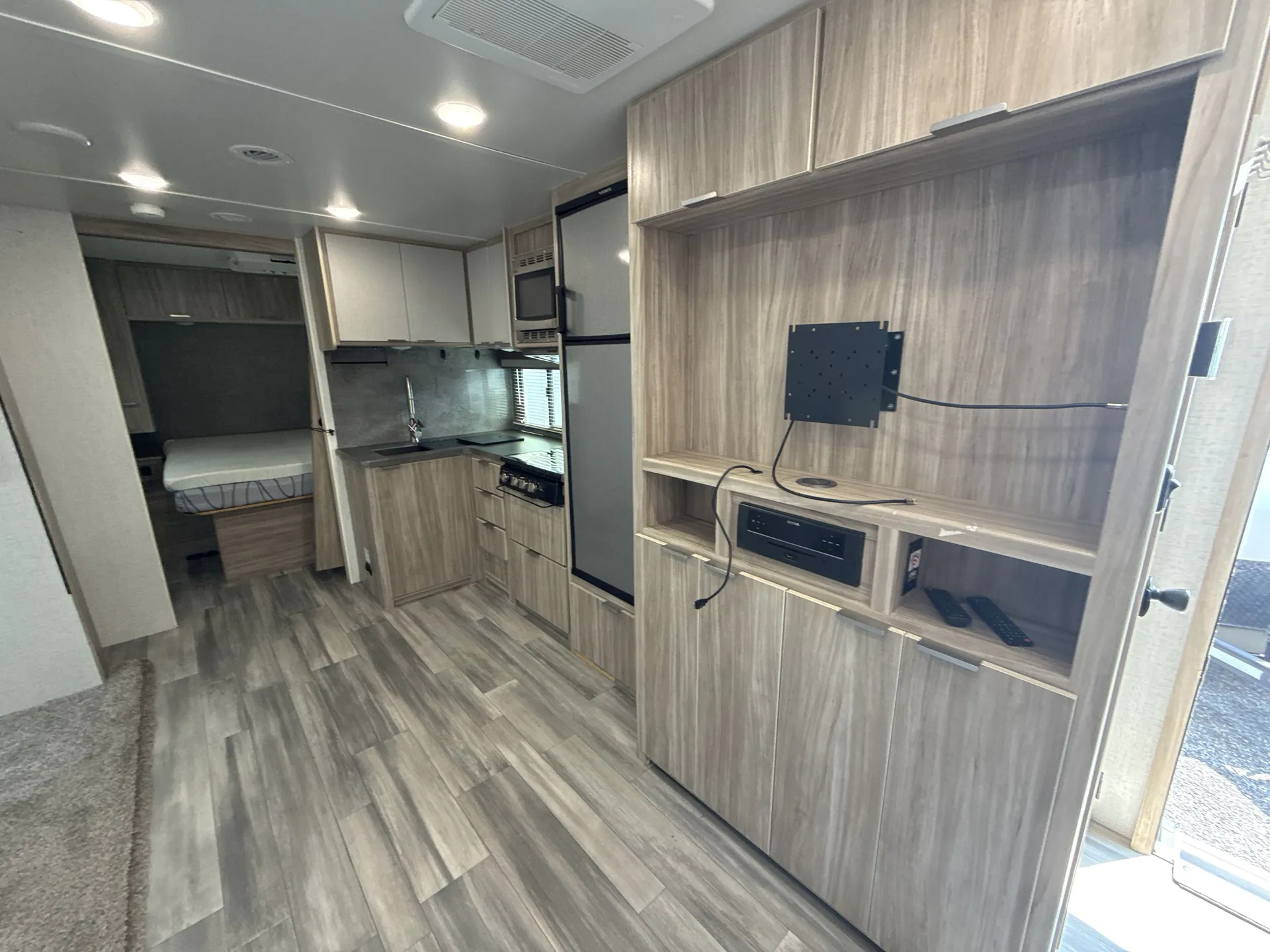 2022 Winnebago Minnie 2801BHS — living area main