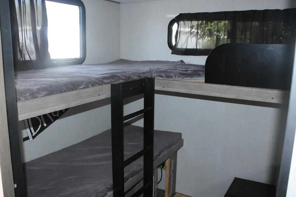 2020 Forest River Vibe 28BH, Photos photo 21
