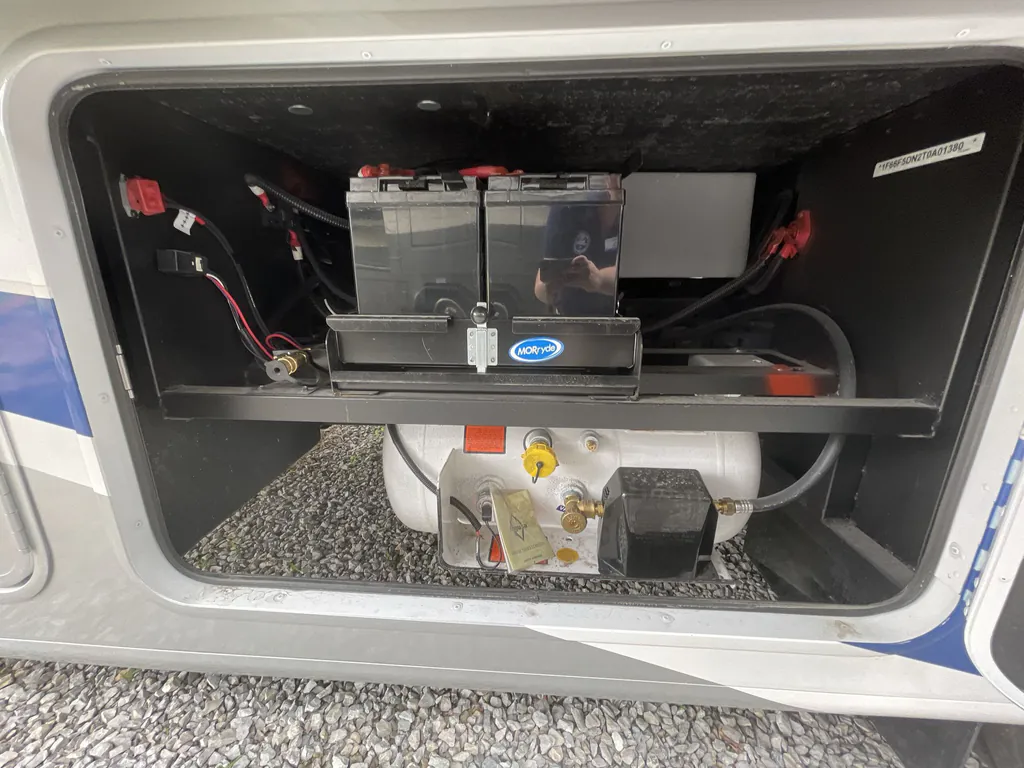 2027 Entegra Coach Vision XL 36C, Photos photo 8