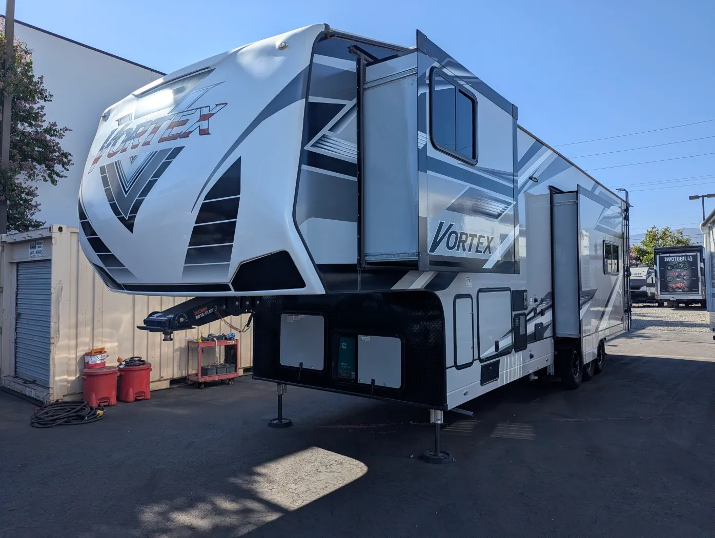 2024 Genesis Supreme Vortex 3818IKS - Photo 3