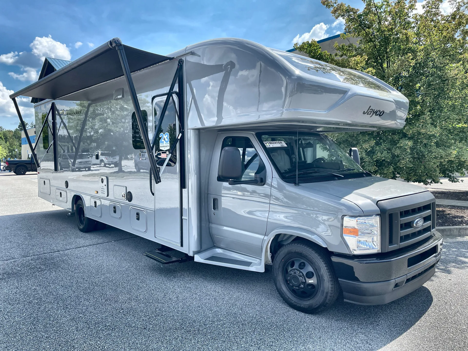 2027 Jayco Greyhawk 30Z - Photo 2