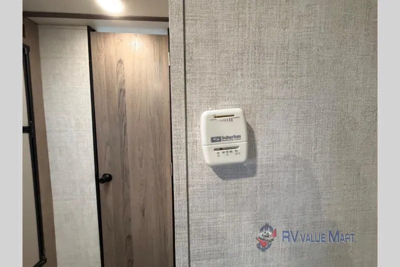 2022 Gulf Stream RV Kingsport Super Lite 199DD - Photo 3