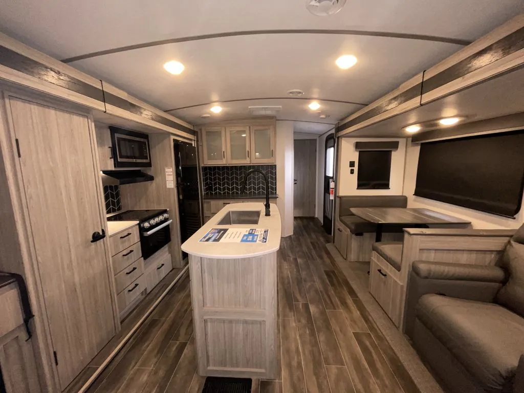 2022 Keystone Passport 2870RL - Photo 4