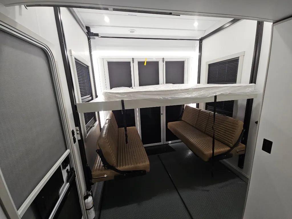 2026 Brinkley Model G 4150, Photos photo 57