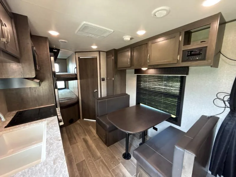 2021 Jayco Jay Flight SLX 8 224BH - Photo 4