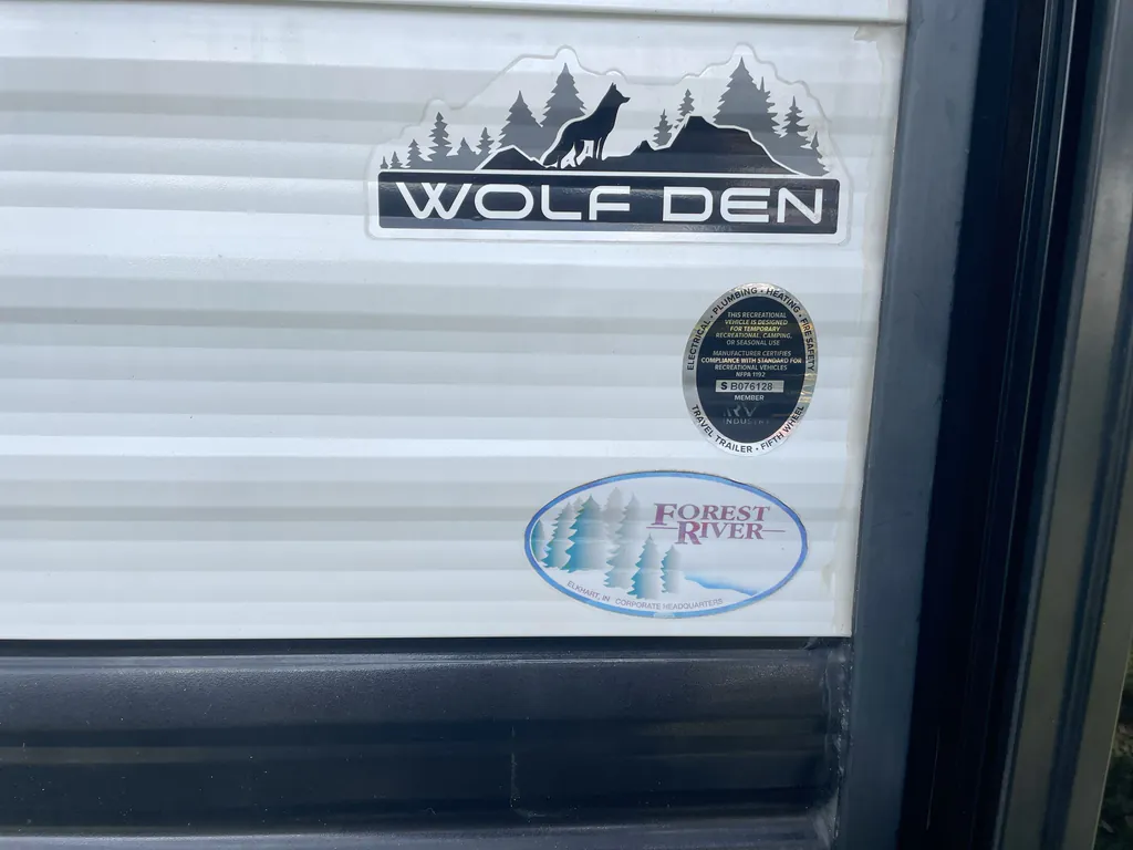 2024 Forest River Cherokee Wolf Den 272BRB, Photos photo 31
