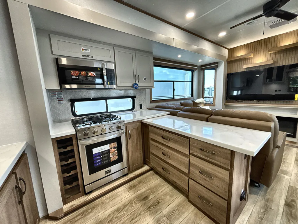 2027 Forest River Mesquite 3130ML, Photos photo 13