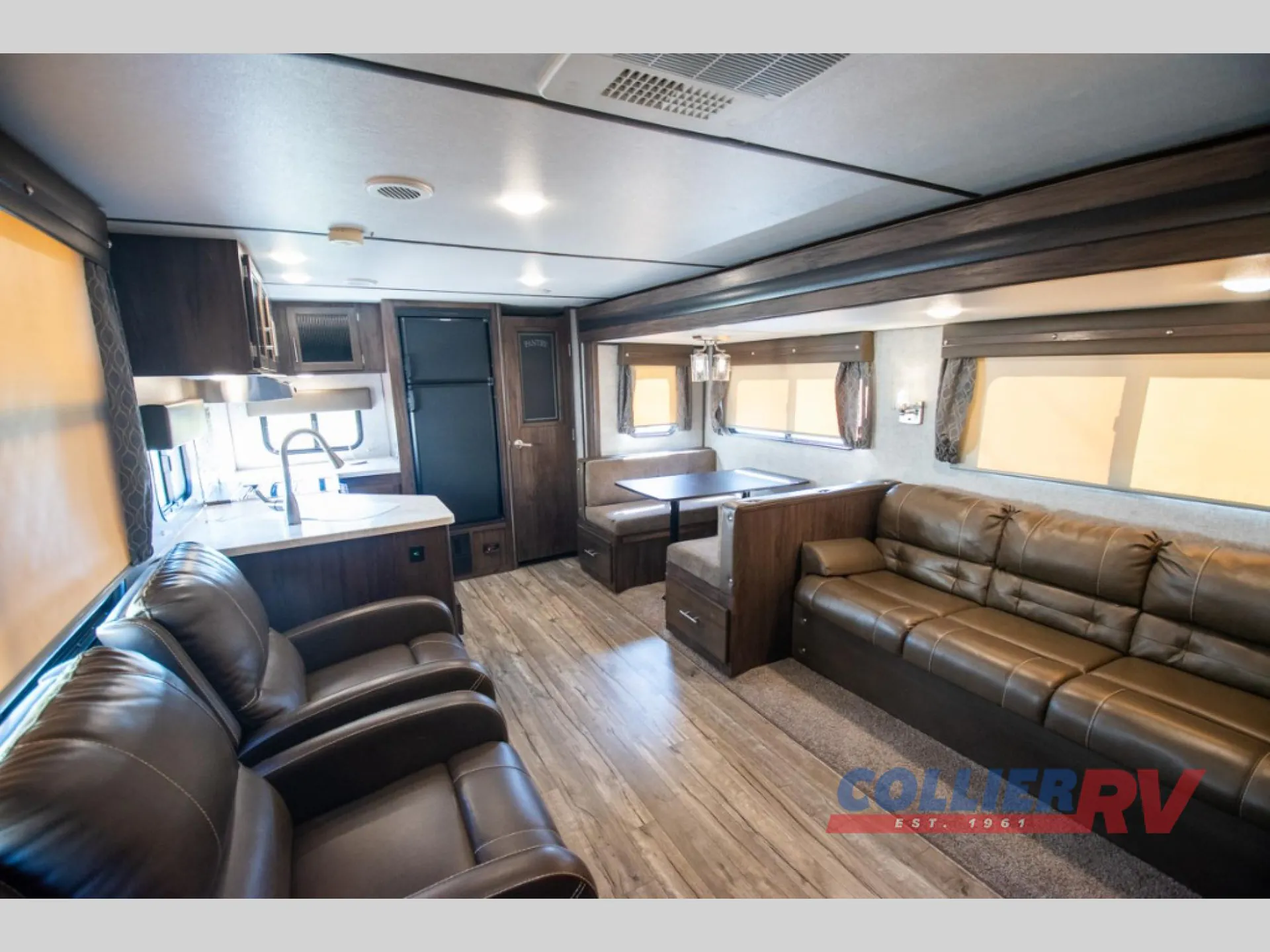 2018 Forest River Cherokee Alpha Wolf 27RK-L - Photo 3
