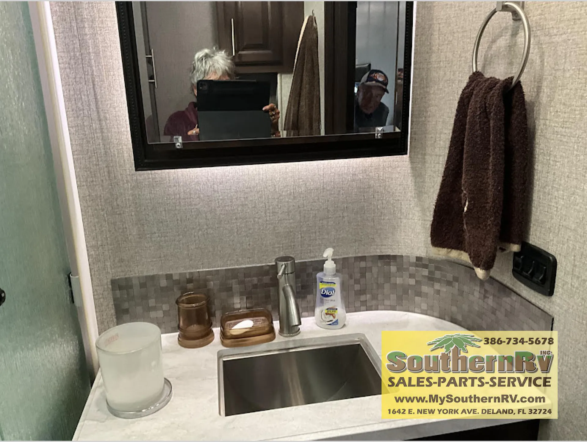 2020 Jayco North Point 377RLBH - Photo 4