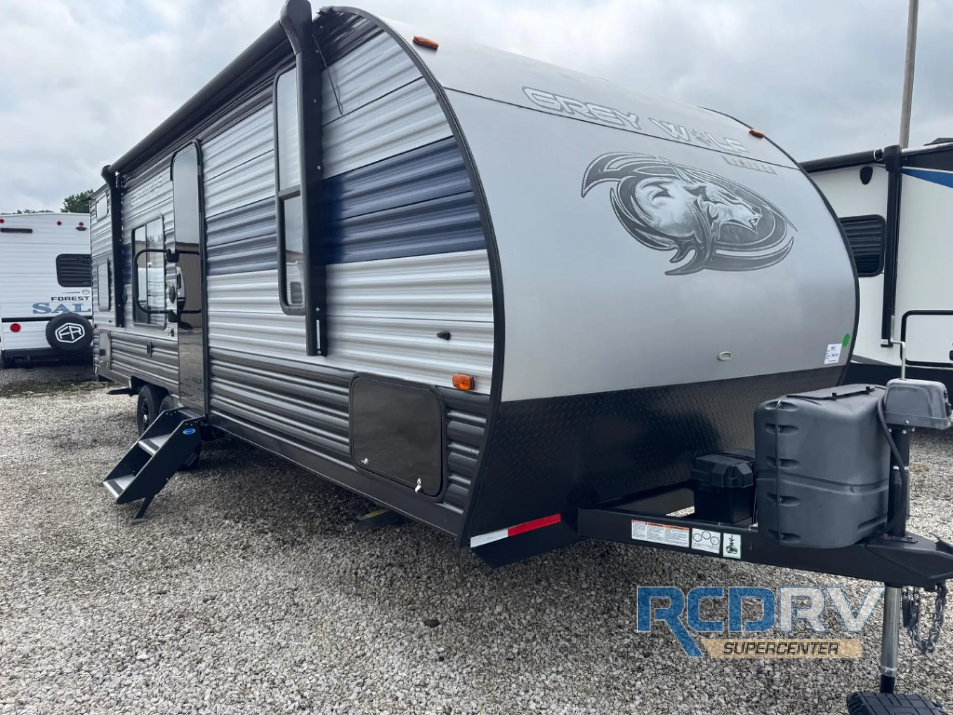 2021 Forest River Cherokee Grey Wolf 26DJSE