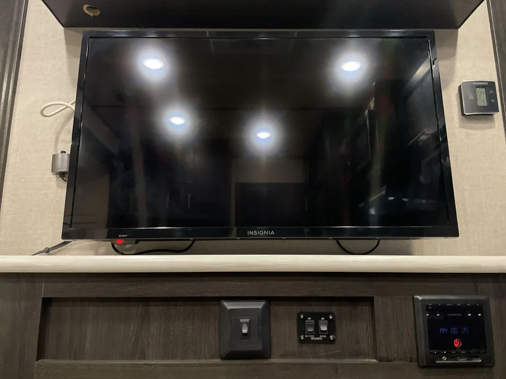2019 Forest River XLR Hyperlite 29HFS, Photos photo 13