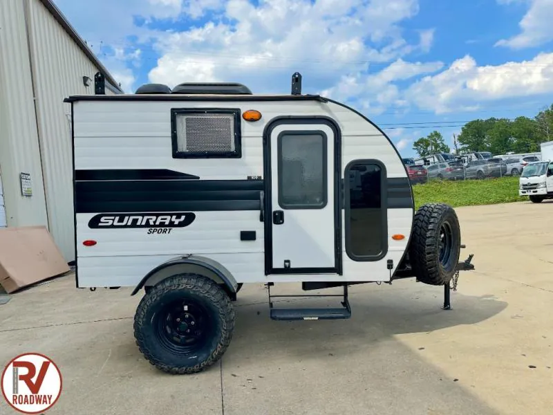 2024 Sunset Park RV SunRay 109 - Photo 4