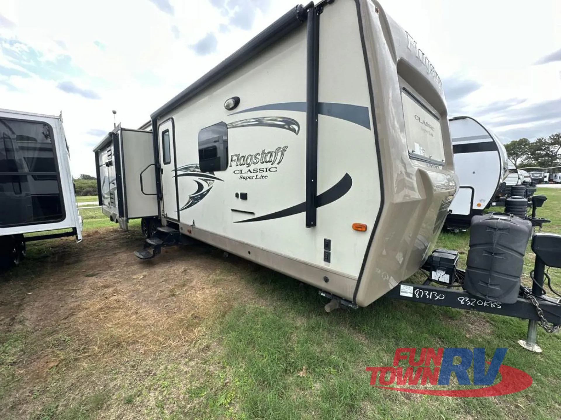 2017 Forest River Flagstaff Classic Super Lite 832OKBS - Photo 2