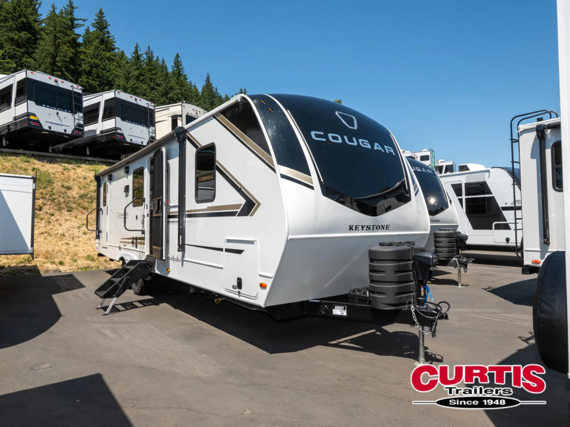 2026 Keystone Cougar Western Elevation 28BHWE dealer photo 1 from Curtis Trailers Inc Beaverton