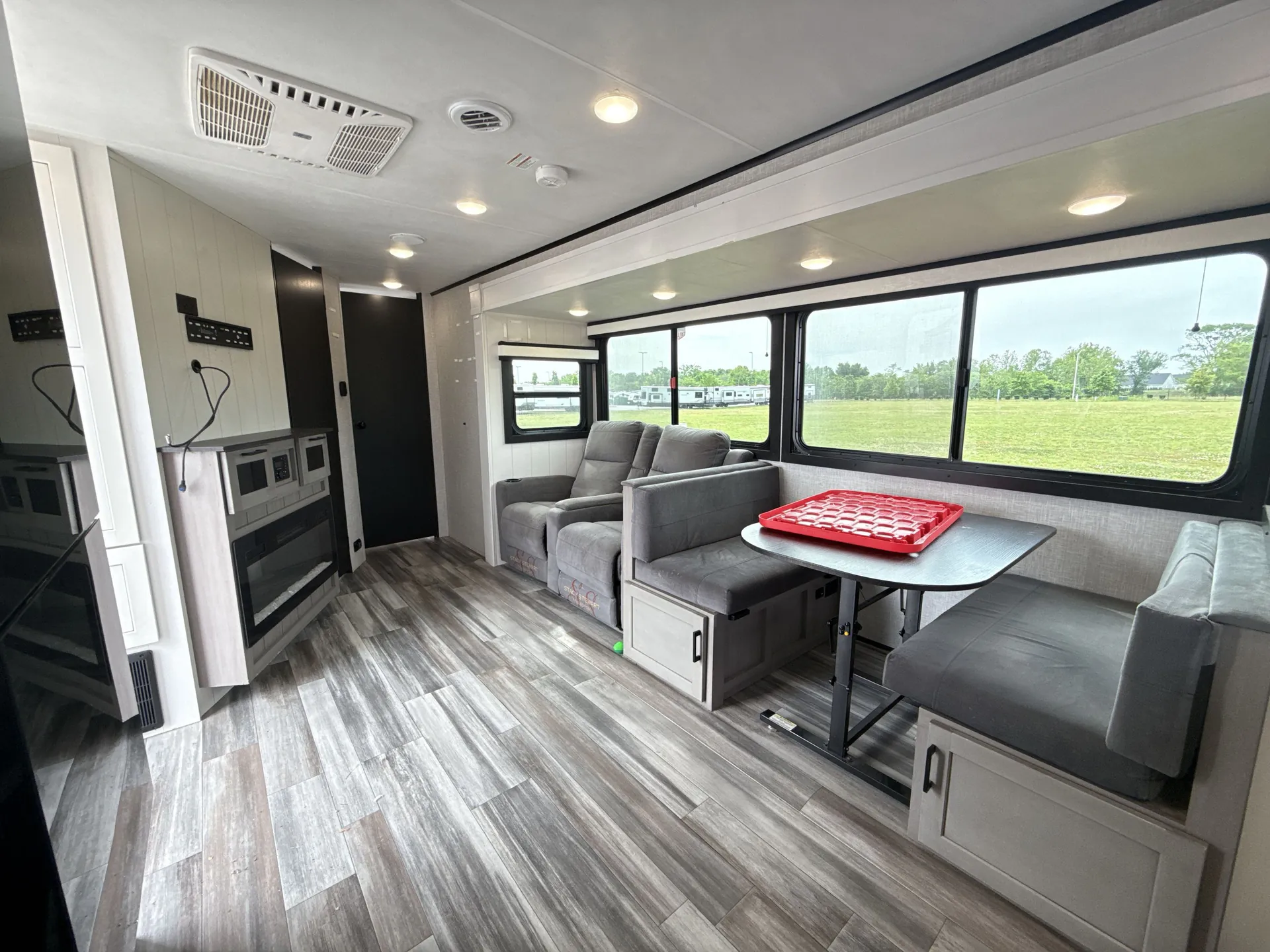 2025 Jayco Jay Feather 26FK — living area main