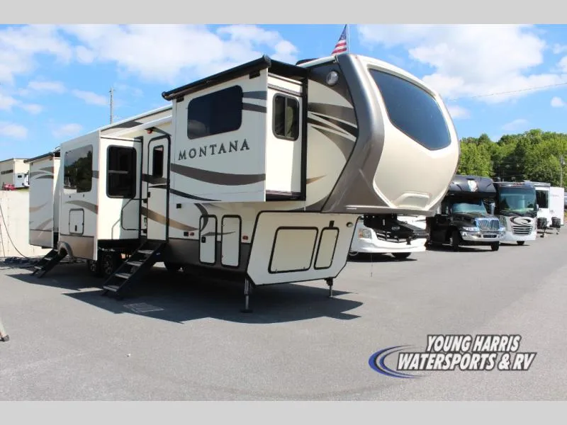 2017 Keystone RV Montana 3731FL - Main photo