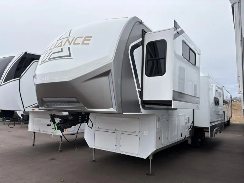 2026 Alliance RV Paradigm 310RL - Photo 4