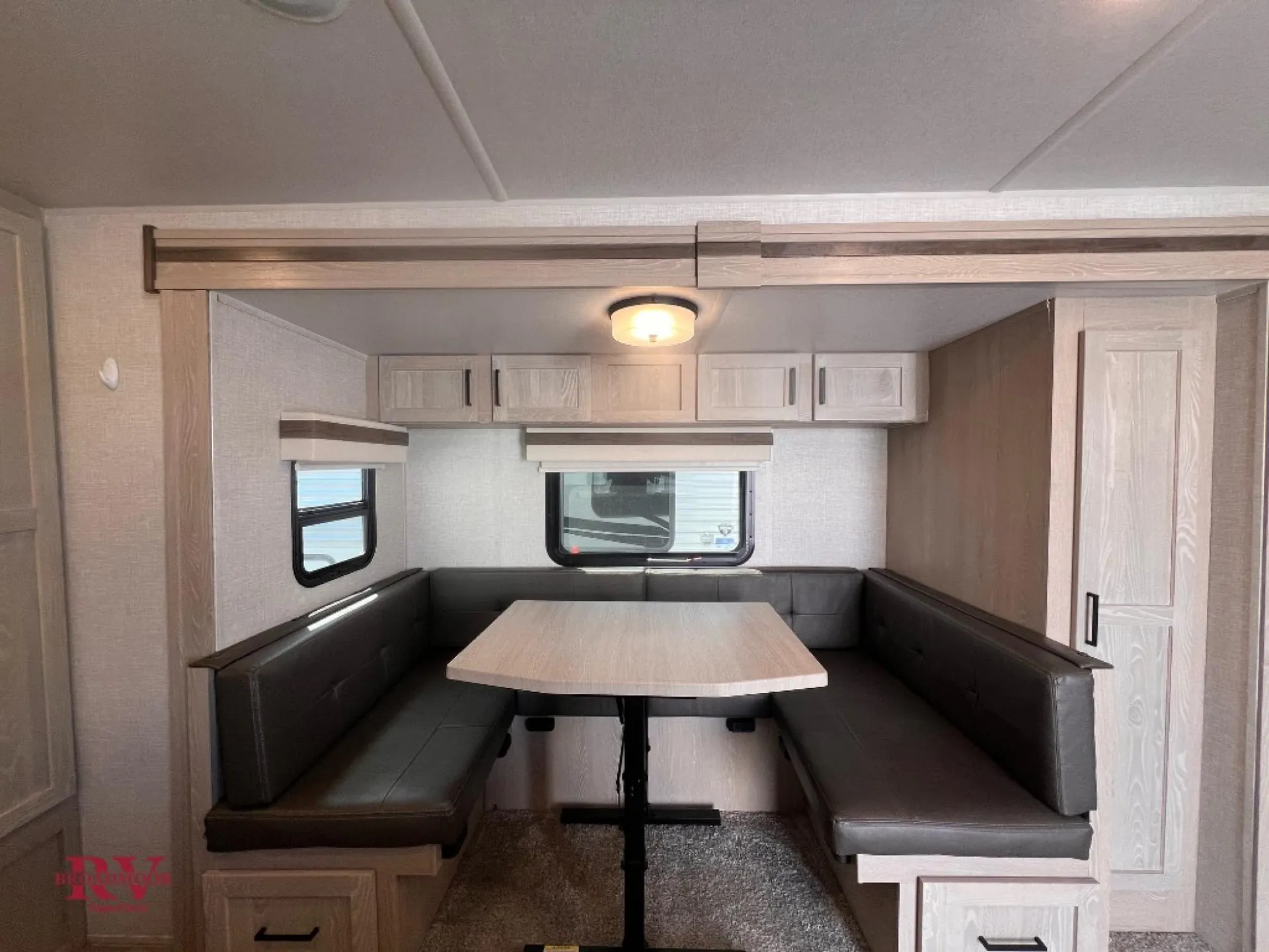 2022 Forest River Rockwood Mini Lite 2104S — Photo 7