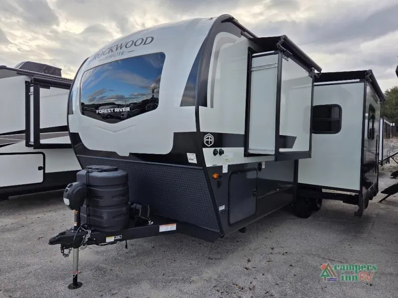 2026 Forest River Rockwood Mini Lite 2511S - Photo 4