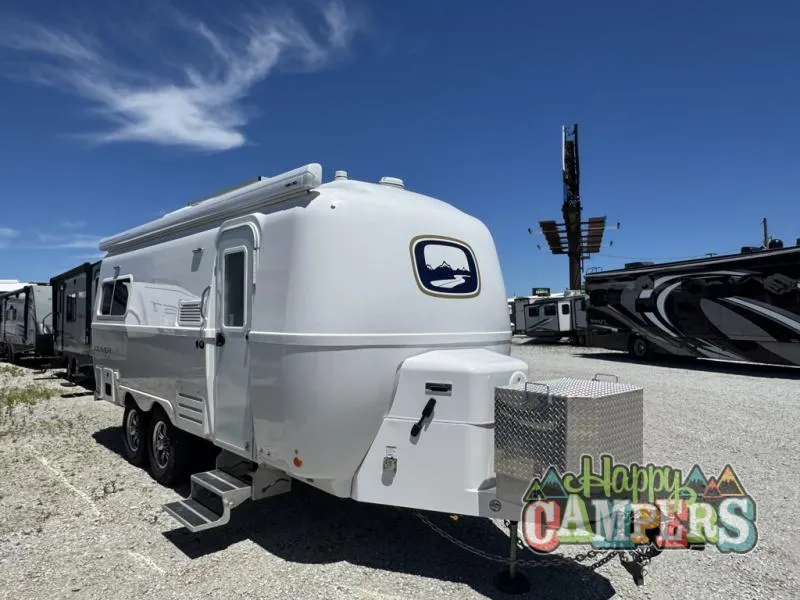 2021 Oliver Travel Trailers Legacy Elite ll Used    Twin Bed - Main photo