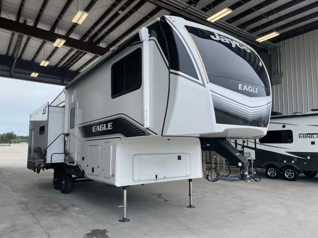 2025 Jayco Eagle HT 28CRT - Photo 2