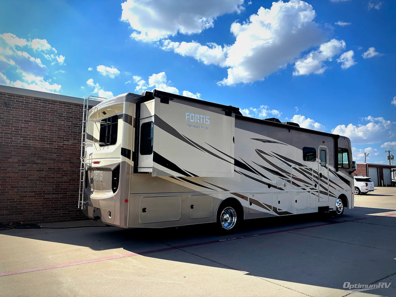 2021 Fleetwood Fortis 34MB - Photo 3