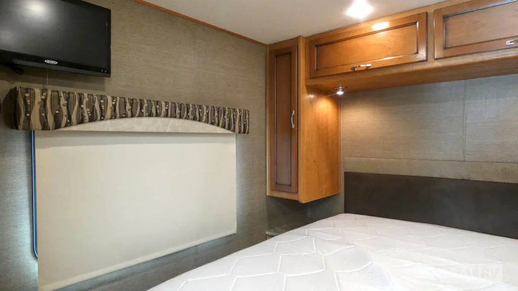 2016 Fleetwood Flair 26D, Photos photo 28