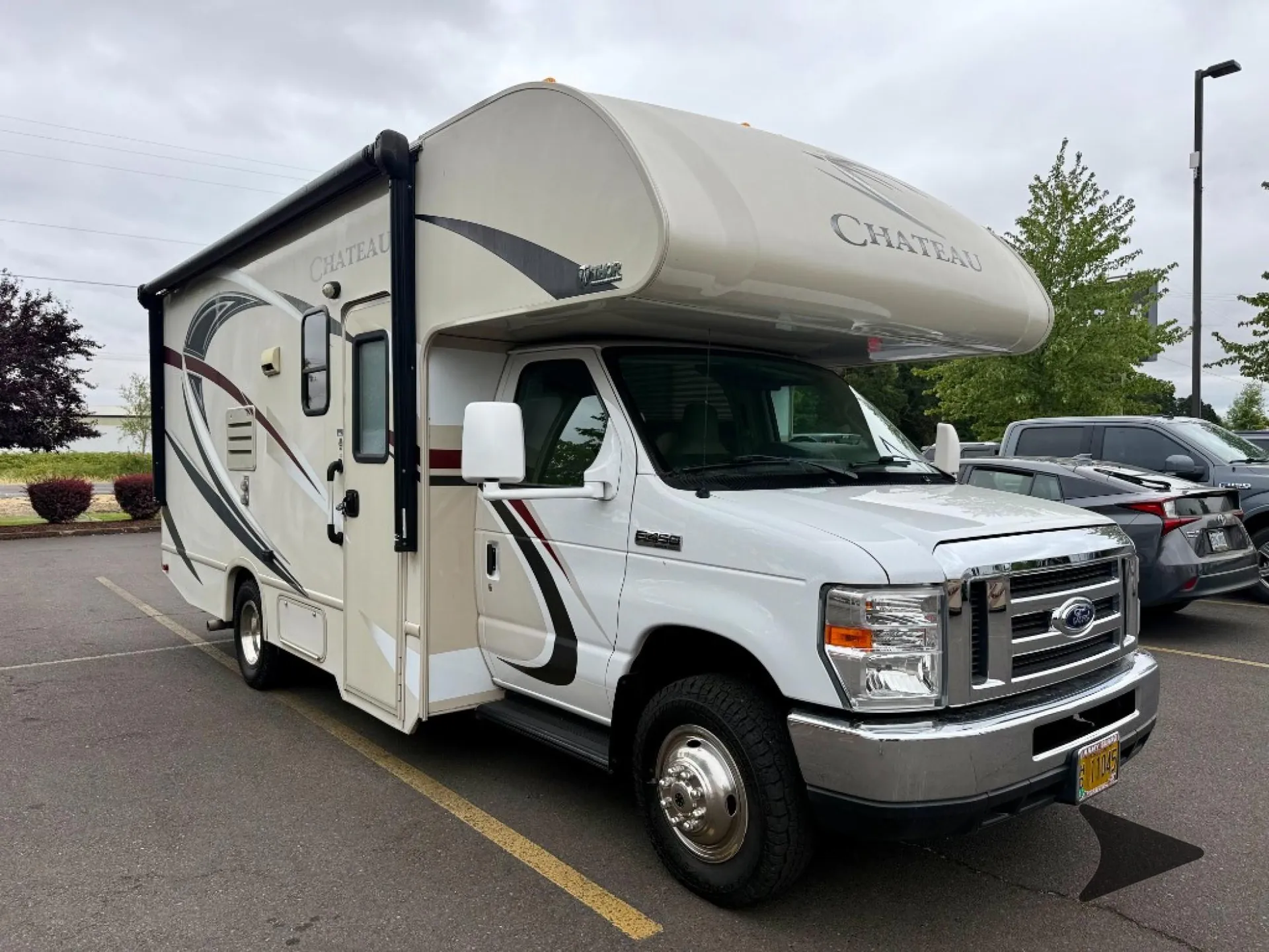 2017 Thor Motor Coach Chateau 22B - Photo 2