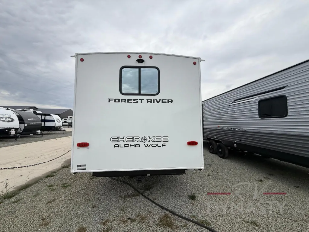 2026 Forest River Cherokee Alpha Wolf 29TB, Photos photo 15