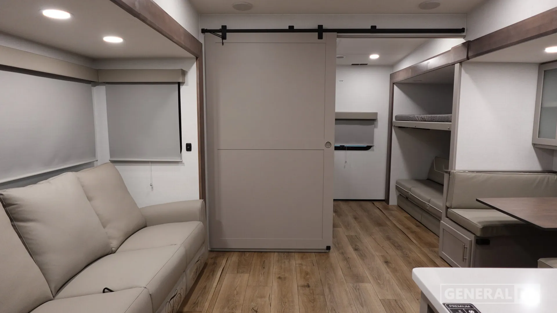 2026 Alliance RV Avenue All-Access 30BH - Photo 3