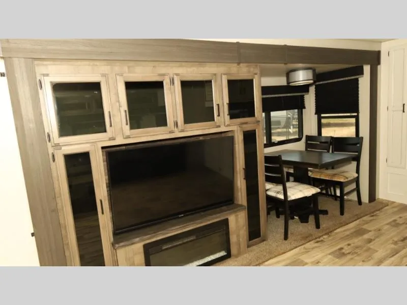 2022 Venture RV SportTrek Touring Edition 336VRK - Photo 4