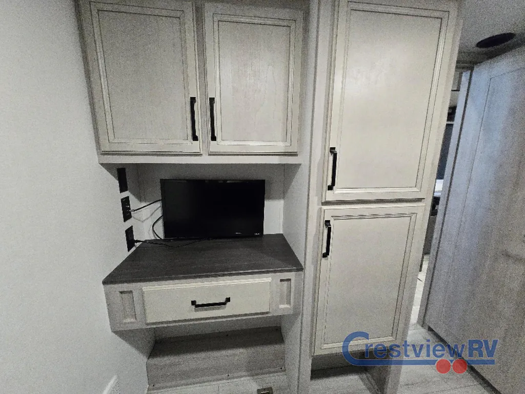 2025 Keystone Montana High Country 385BR, Photos photo 34
