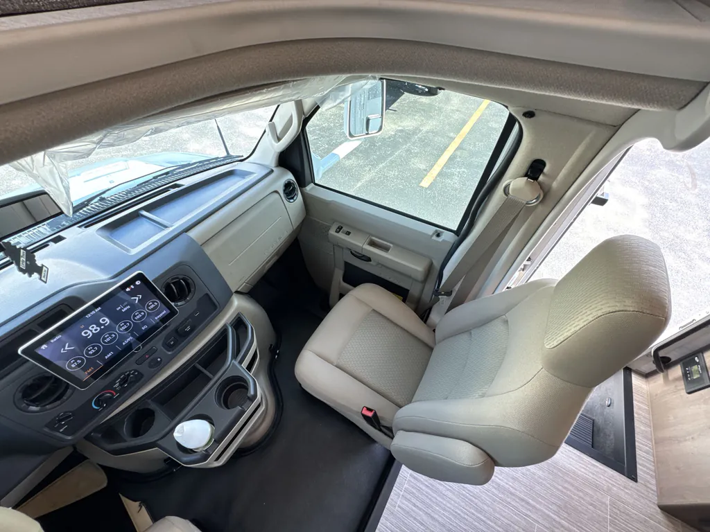 2025 Thor Motor Coach Freedom Elite 22FE, Photos photo 23