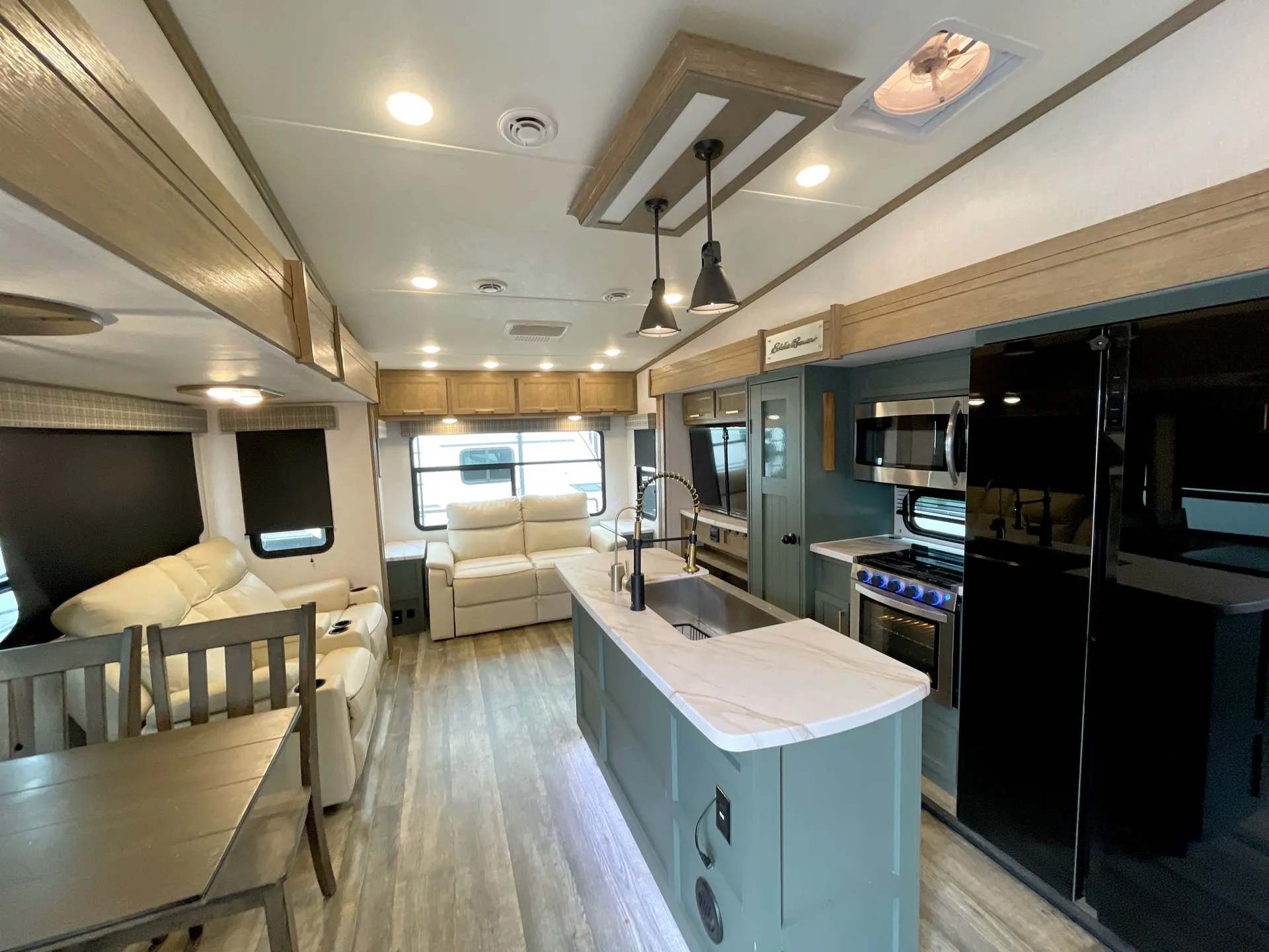 2023 dutchmen Eddie Bauer Signature 310RL — living area main