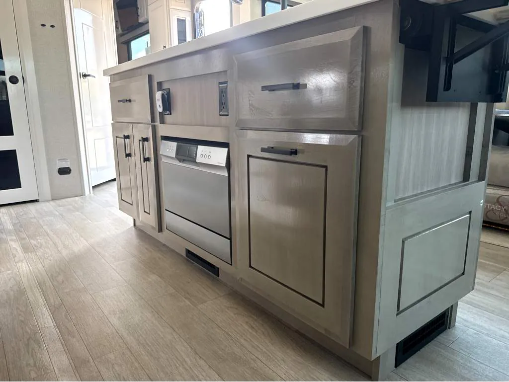 2026 Jayco Pinnacle 36FBTS, Photos photo 14