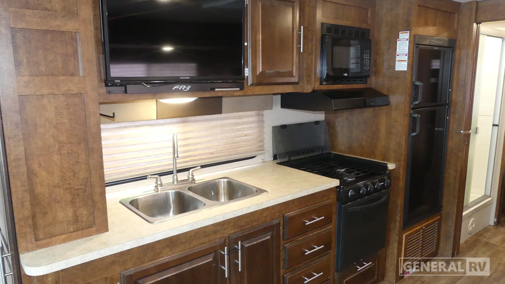 2016 Forest River FR3 30DS — Photo 6