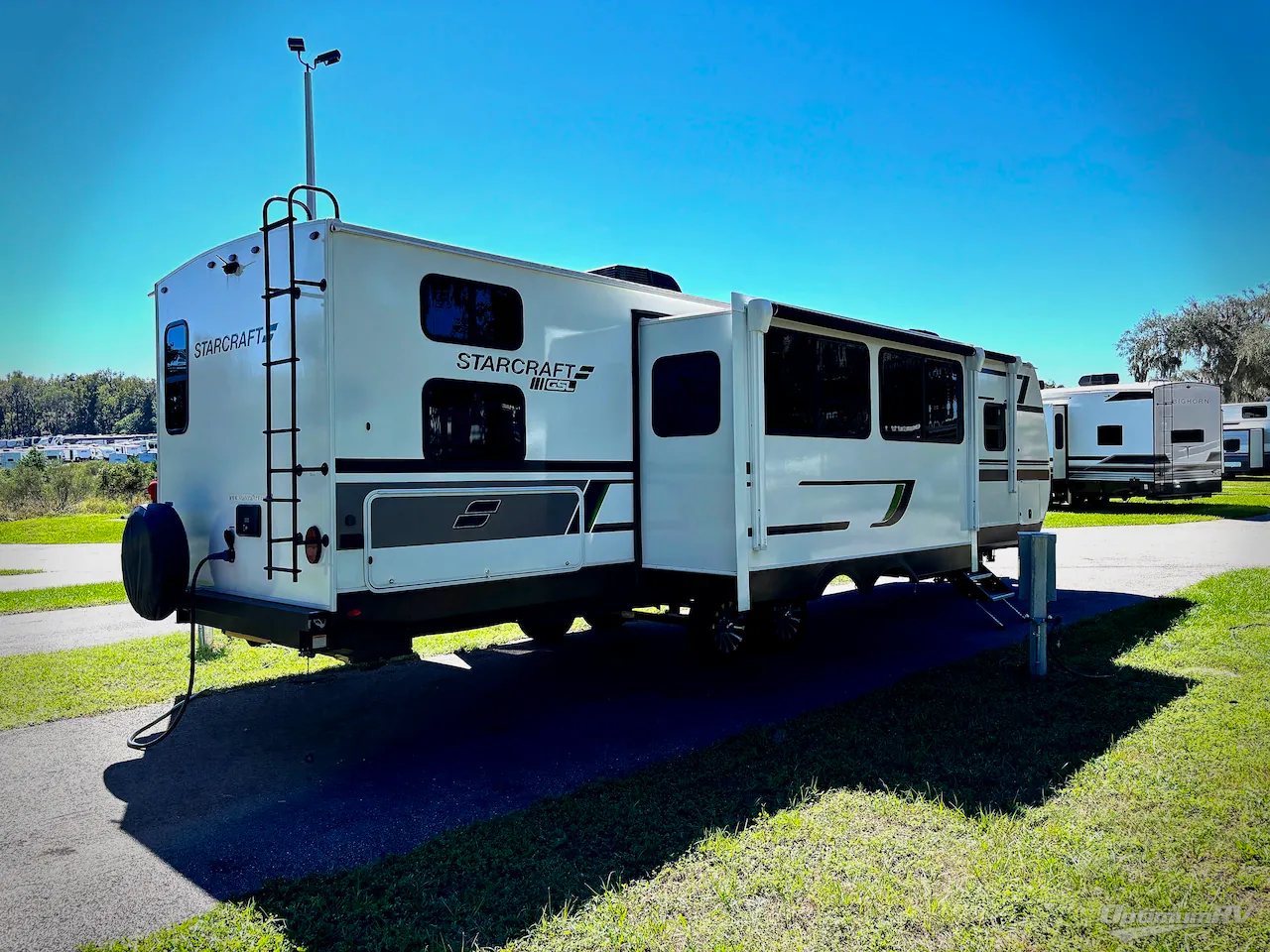 2025 Starcraft GSL 321BHS - Photo 3
