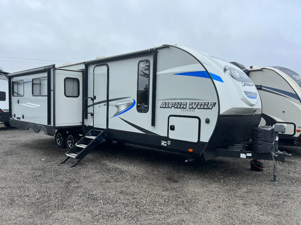 2020 Forest River Cherokee Alpha Wolf 26RL-L - Photo 2