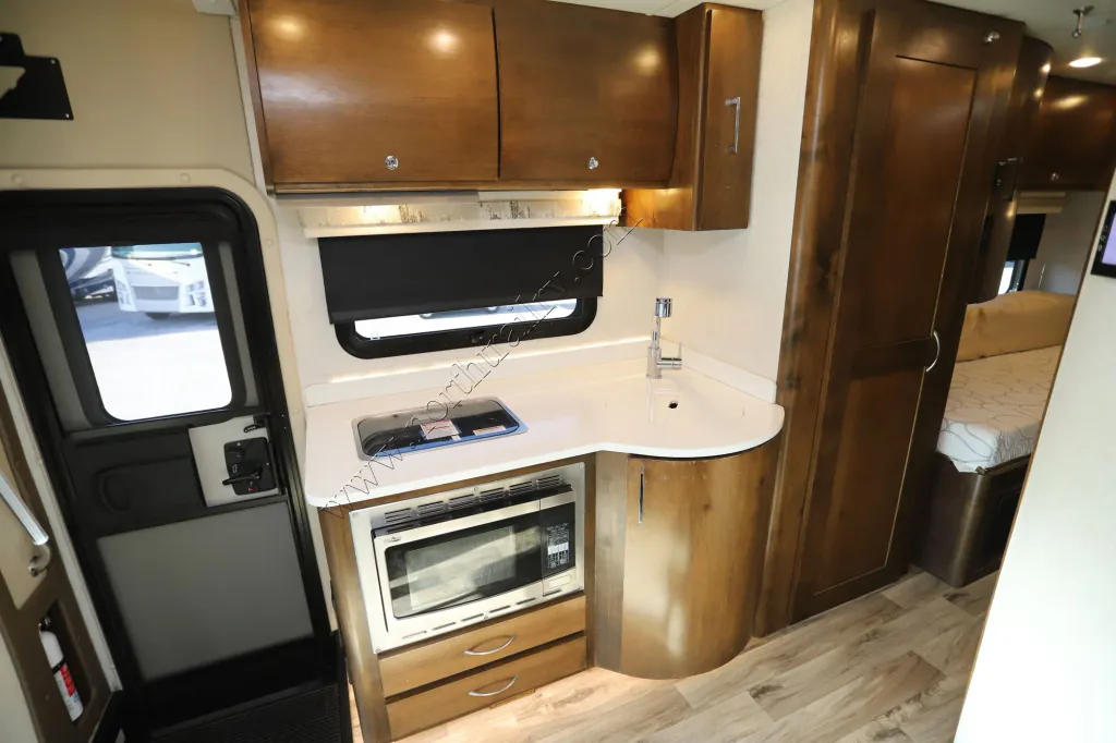 2019 Tiffin Wayfarer 24 TW, Photos photo 9