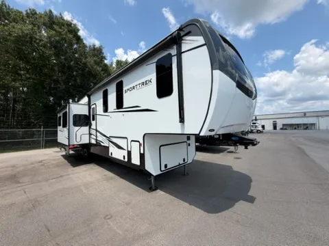 2025 Venture Sport Trek 354VBH - Main photo