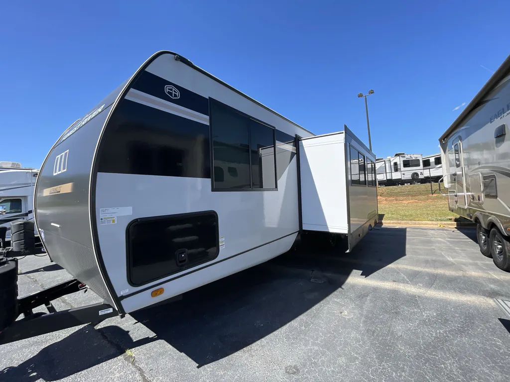 2026 Forest River Vibe Extreme Lite 2600BH, Photos photo 6