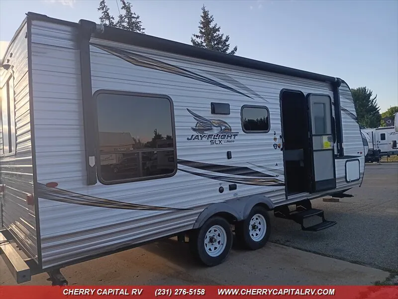 2019 Jayco Jay Flight 212QB - Photo 3